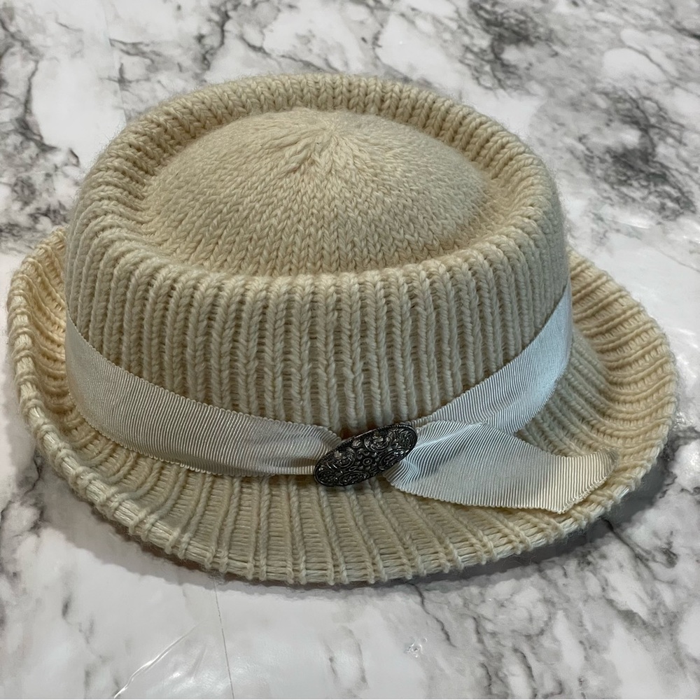 Tonak Vintage Victorian Crochet Dolly Cream Fedora Hat Ribbon & Silver Charm